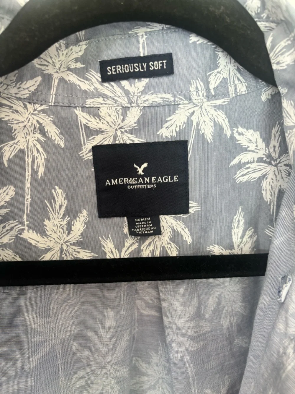 American‎ Eagle Men’s M Palm Tree Button-Up Shirt Blue & White 100% Cotton Beach